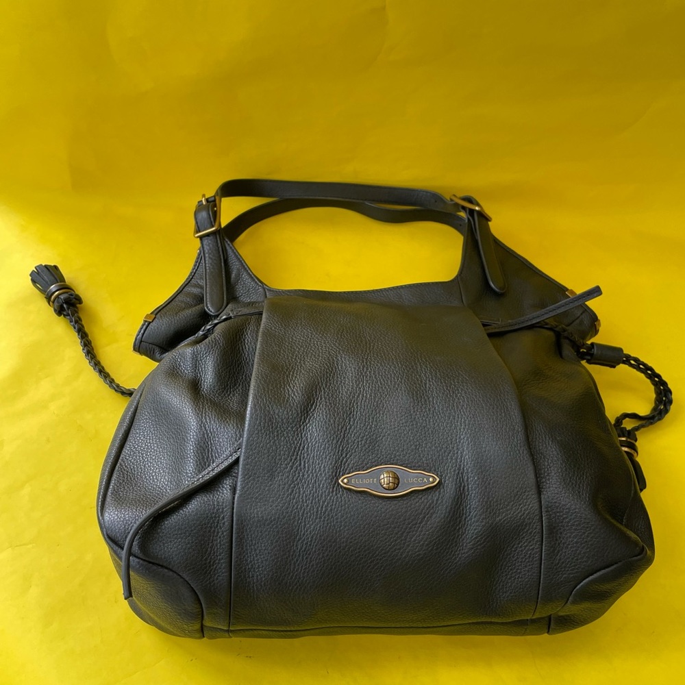 Vintage black/gold Elliott Lucca pebbled leather bag